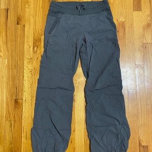 Lululemon Lined Studio Dance 10